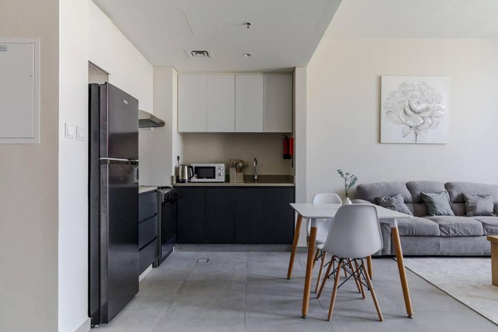 Sahab - Solo 1Br Apt In Al Jada Szardża Zewnętrze zdjęcie