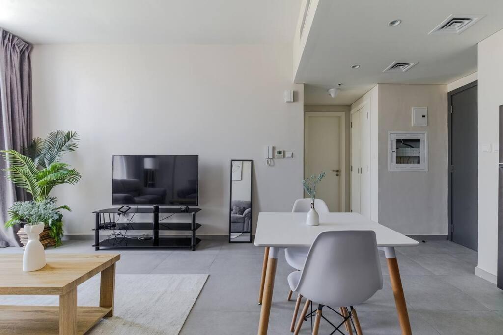 Sahab - Solo 1Br Apt In Al Jada Szardża Zewnętrze zdjęcie